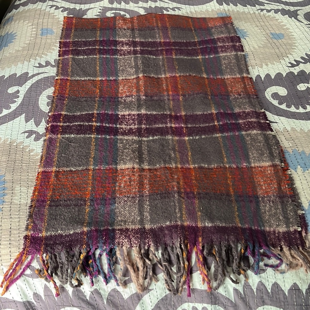 Beautiful fringe wrap/ scarf